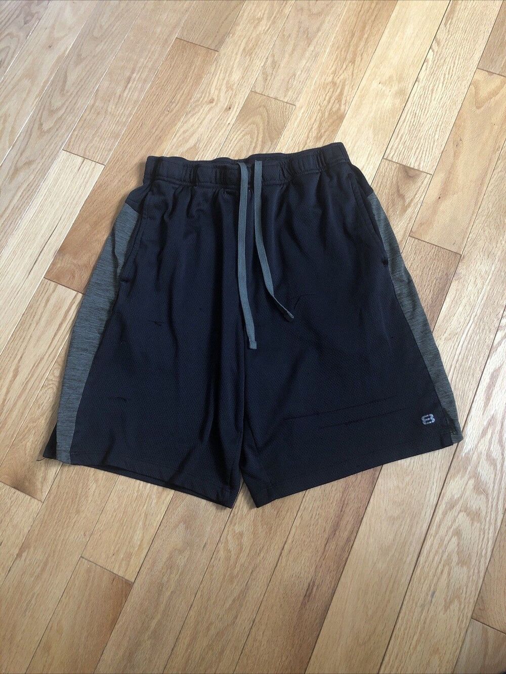 Layer‎ 8 Men's Athletic Shorts Black Gray Quick Dry Medium Pockets Drawstring